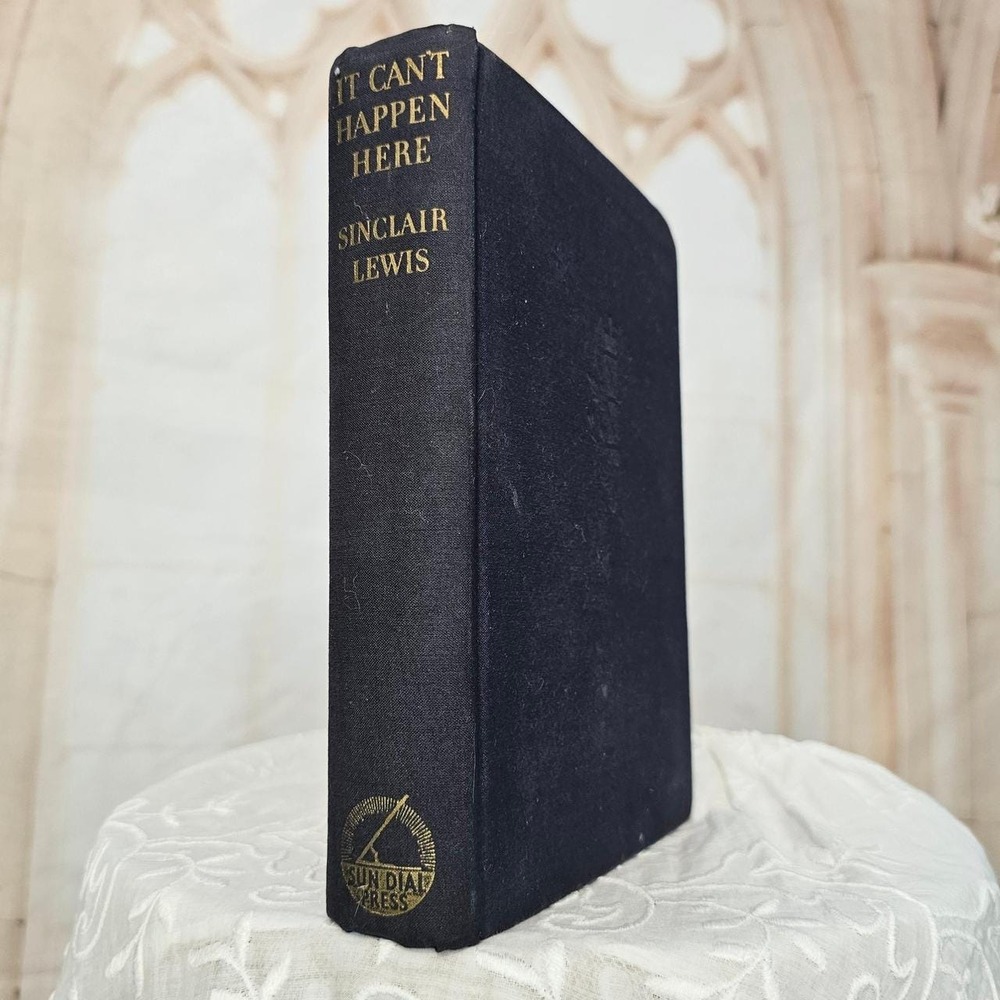 It Can't Happen Here Sinclair Lewis 1935 Antiquarian‎ Book Blue Novel Dystopian